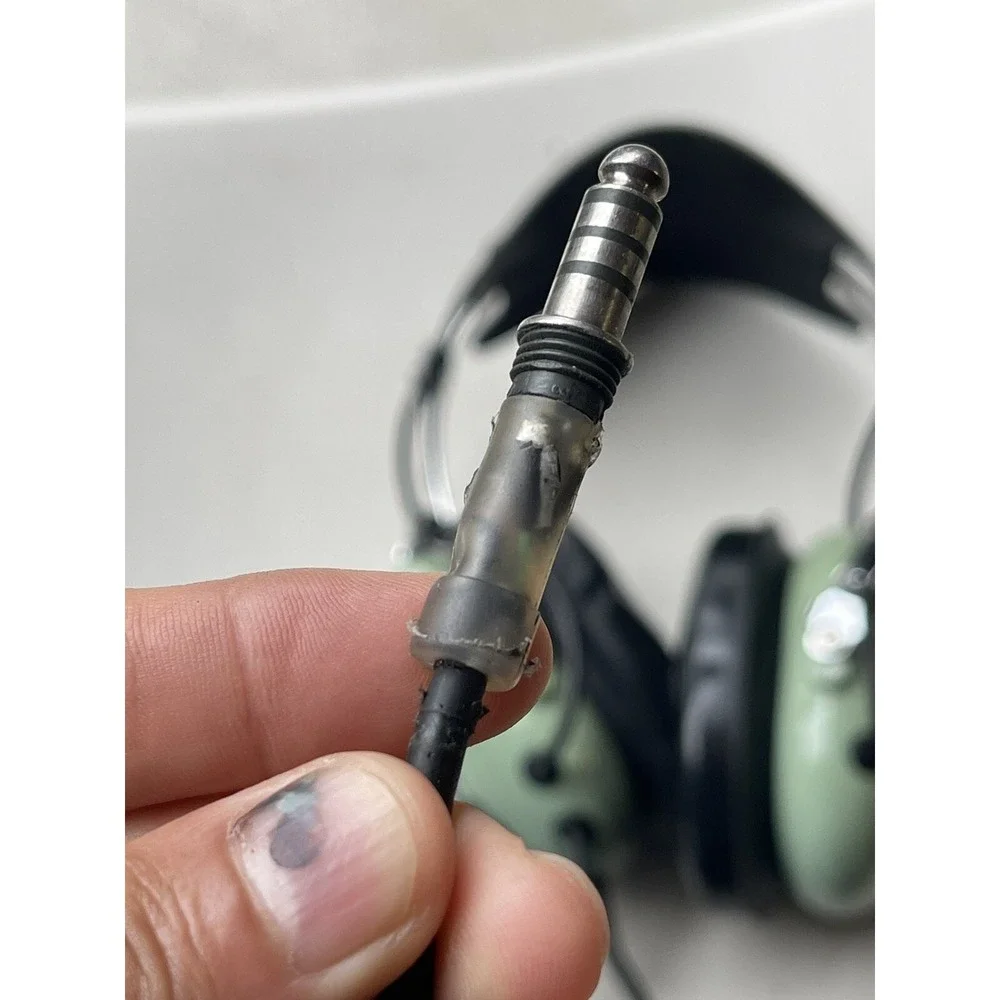 David Clark Aviation Headset Model H10-76 Untested